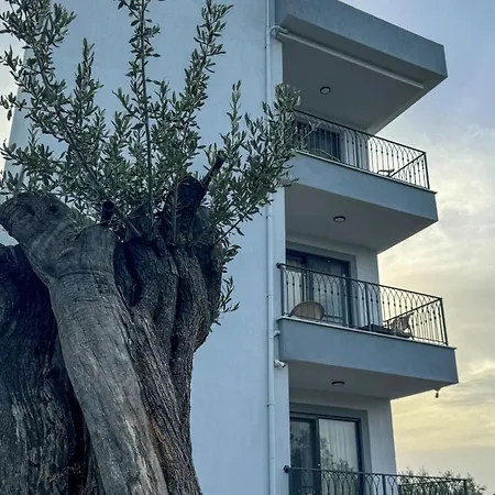 Kent Bed & Breakfast Ayvalı
